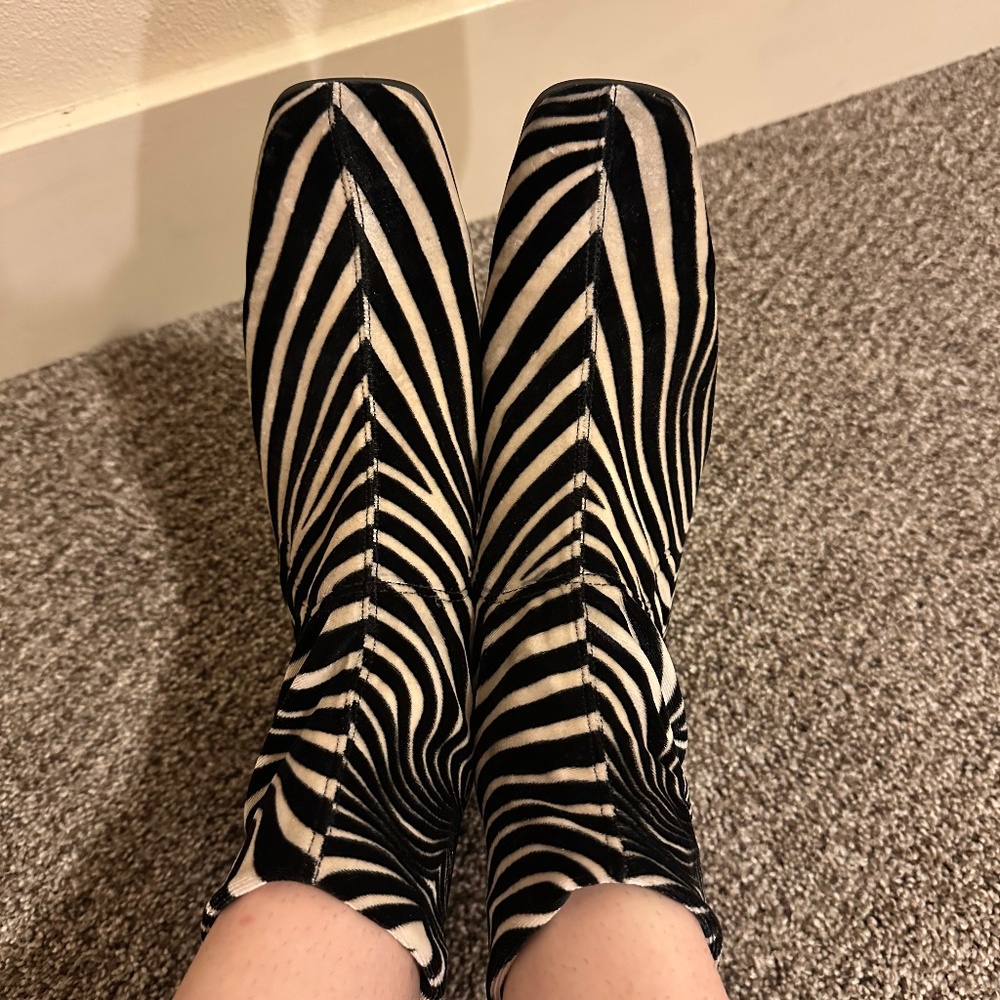 Vintage Pyschedelic Velvet Ankle Boots | Size 8.5